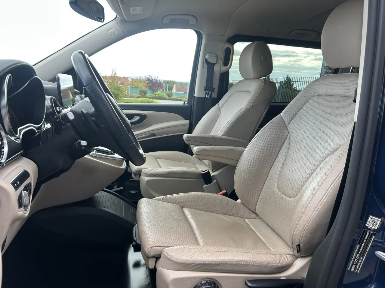 2022 Mercedes-Benz V 220 d, 12/28
