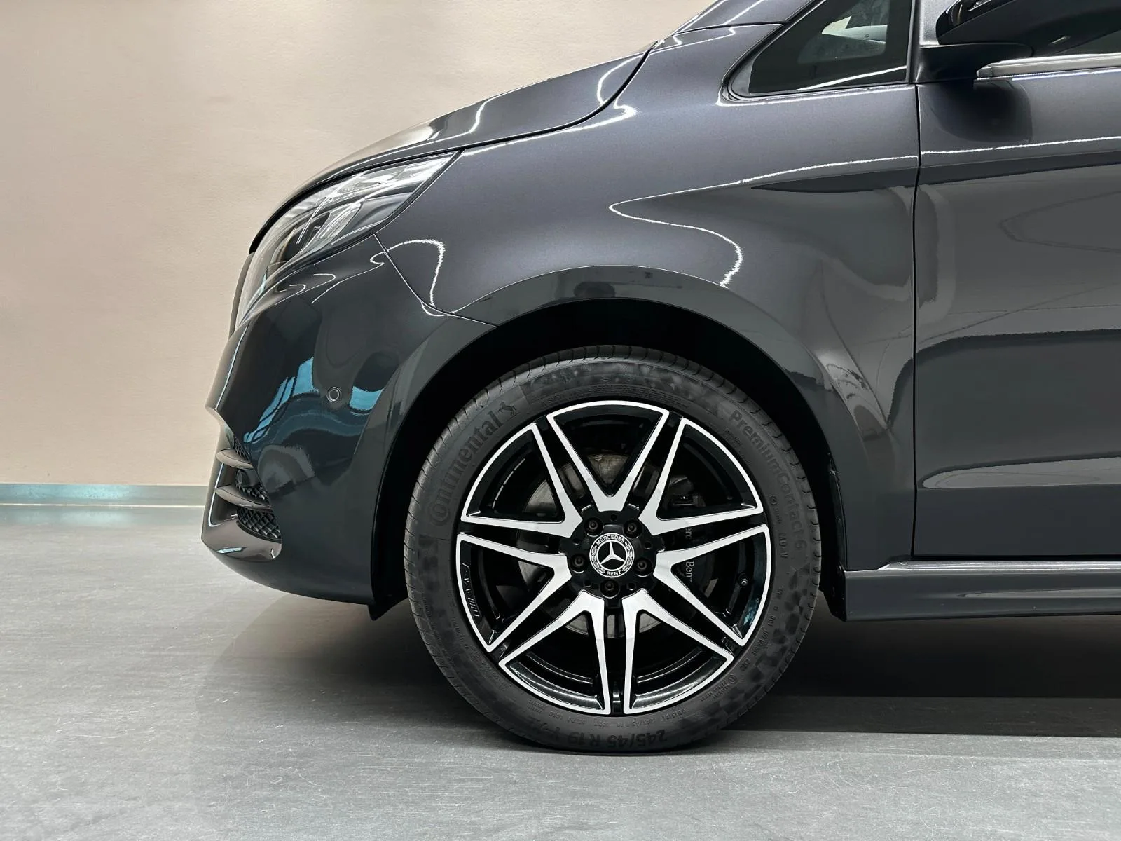 2022 Mercedes-Benz V 300 d 4MATIC, Edition 2021, AMG Line, 3/30