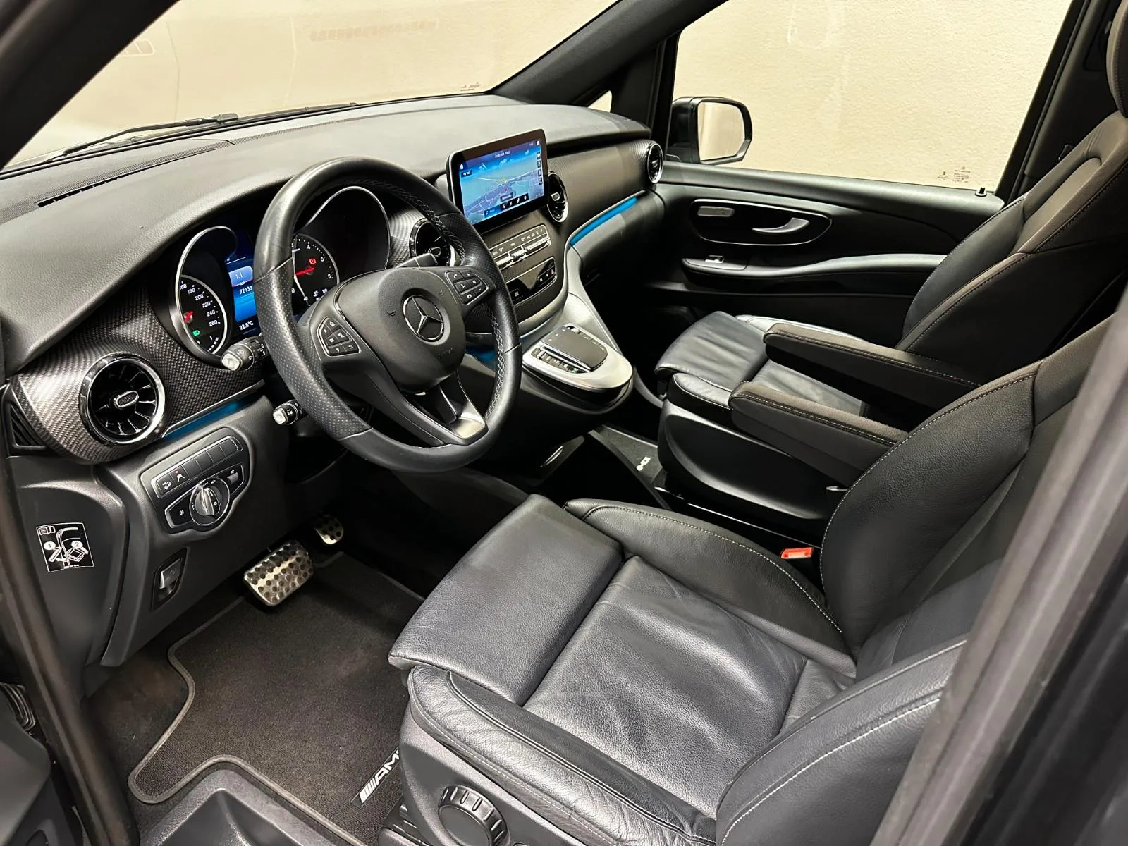 2022 Mercedes-Benz V 300 d 4MATIC, Edition 2021, AMG Line, 9/30