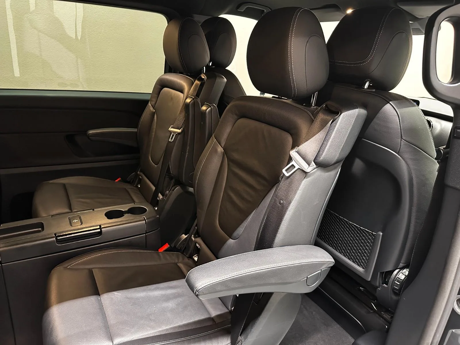 2022 Mercedes-Benz V 300 d 4MATIC, Edition 2021, AMG Line, 21/30