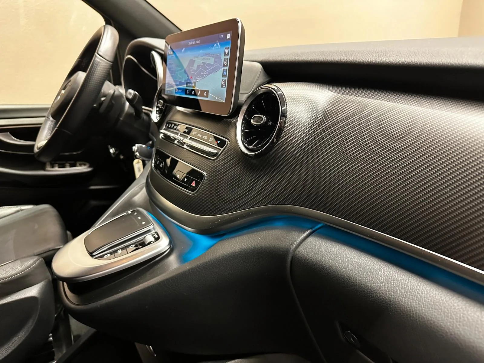 2022 Mercedes-Benz V 300 d 4MATIC, Edition 2021, AMG Line, 26/30