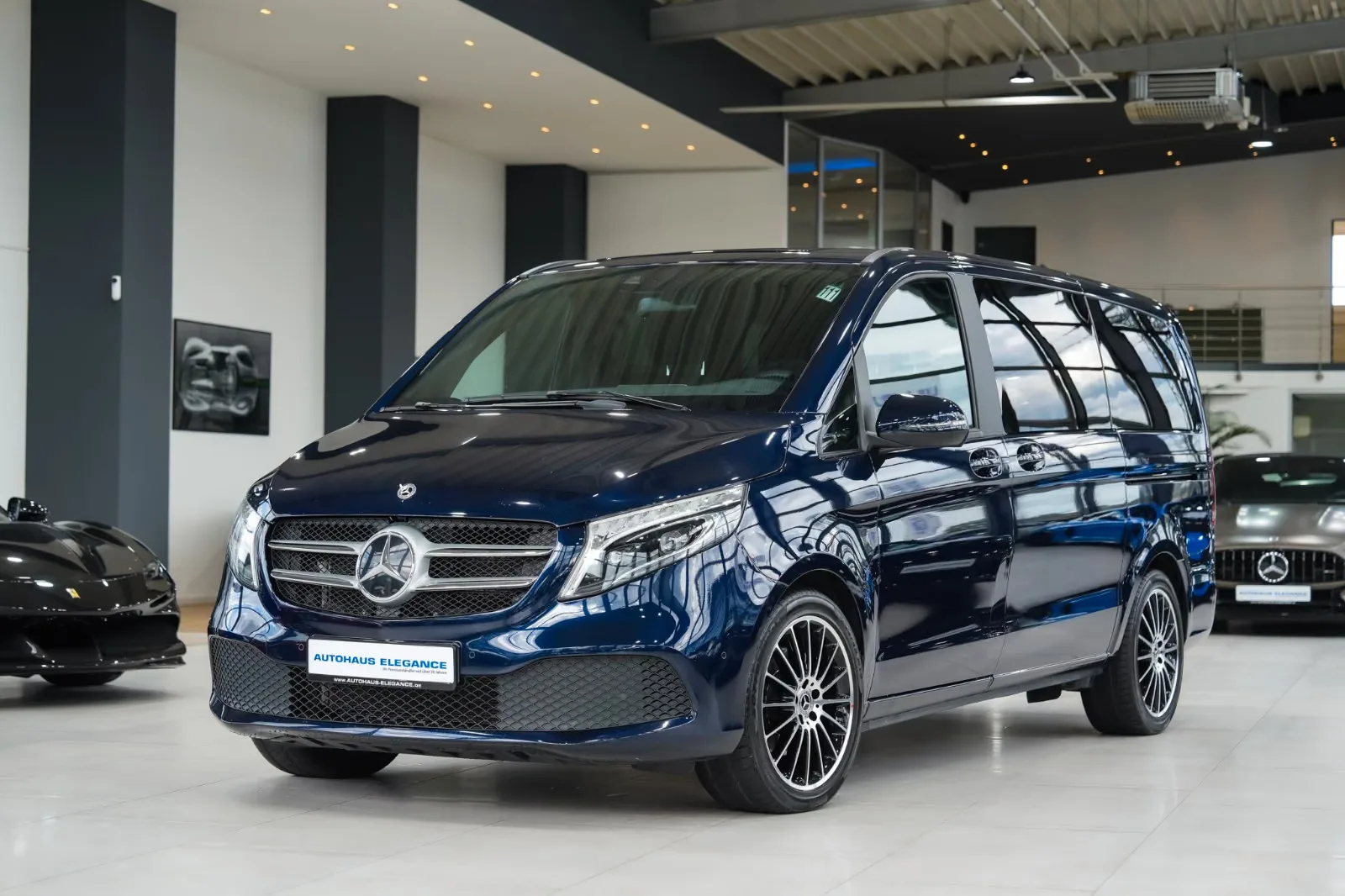 2022 Mercedes-Benz V 300 d Edition, Long angeboten von einem Fachhändler in Köln, Deutschland, Hauptfoto
