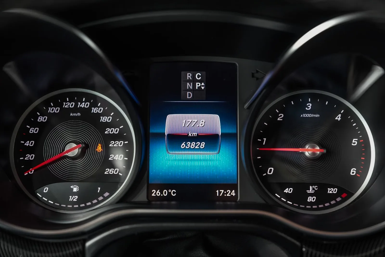 2022 Mercedes-Benz V 300 d Edition, Long, 19/30