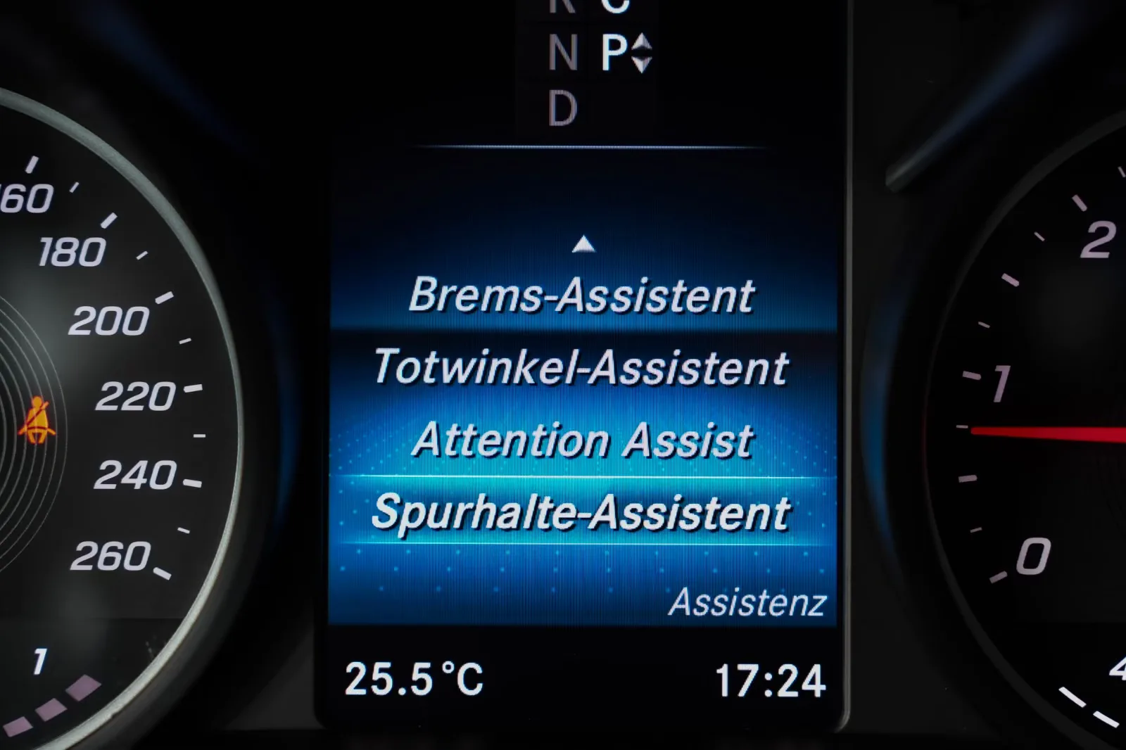 2022 Mercedes-Benz V 300 d Edition, Long, 27/30