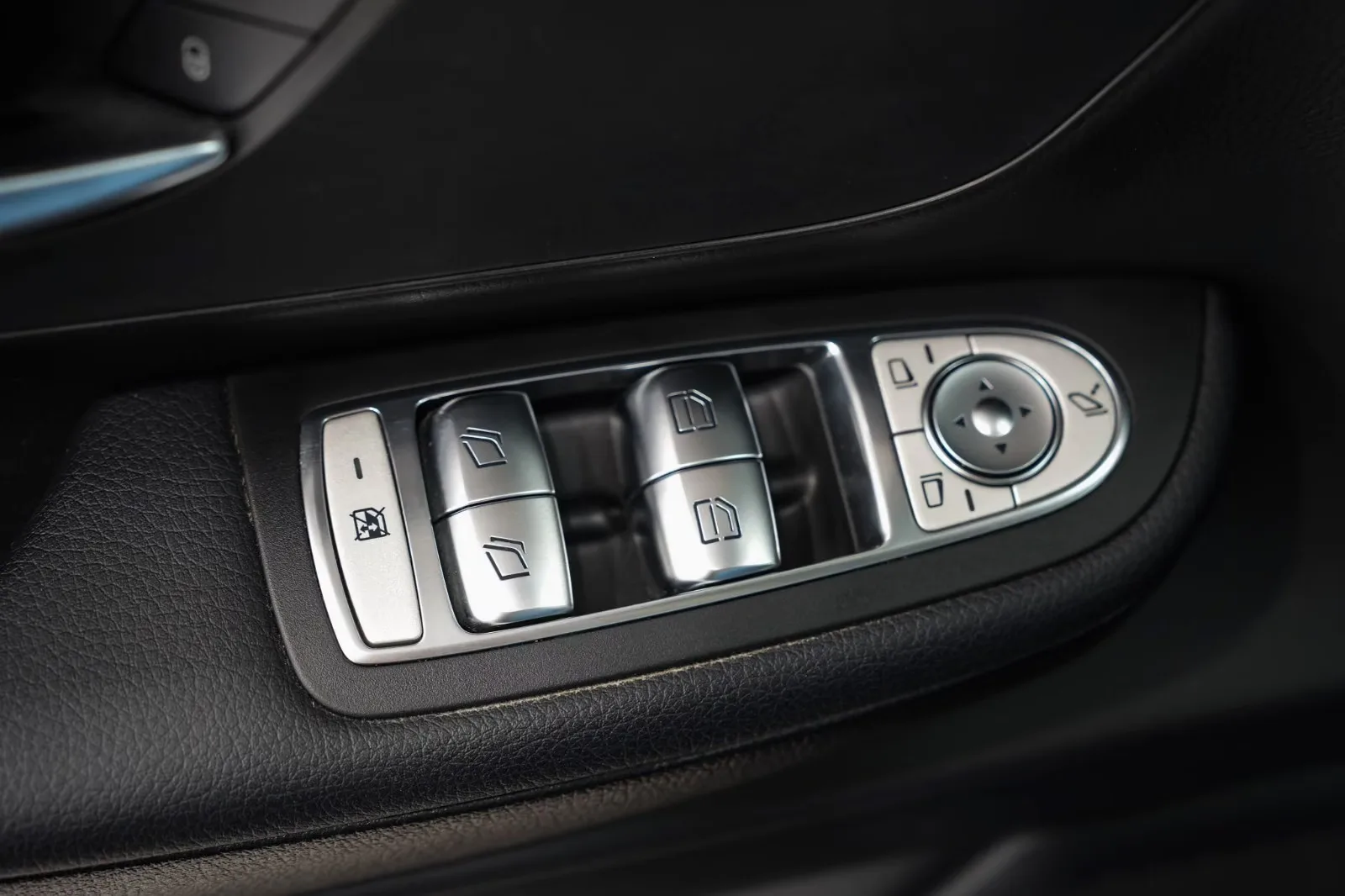 2022 Mercedes-Benz V 300 d Edition, Long, 30/30