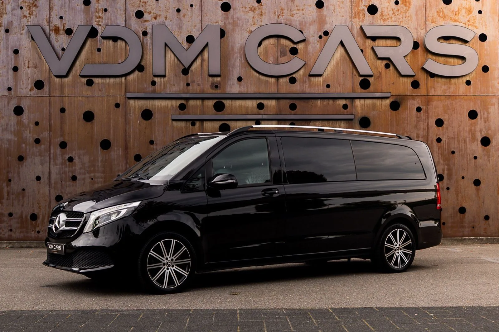 2022 Mercedes-Benz V 300 d Rovelver VIP angeboten von einem Supersportwagenhändler in Gronau, Deutschland, Hauptfoto
