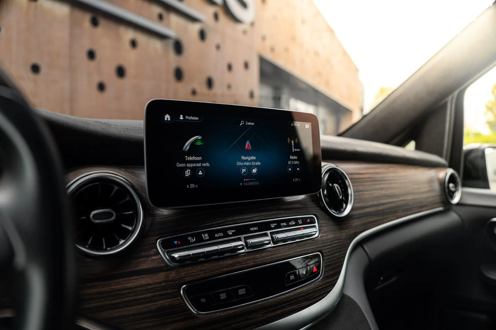 2022 Mercedes-Benz V 300 d Rovelver VIP, 8/30