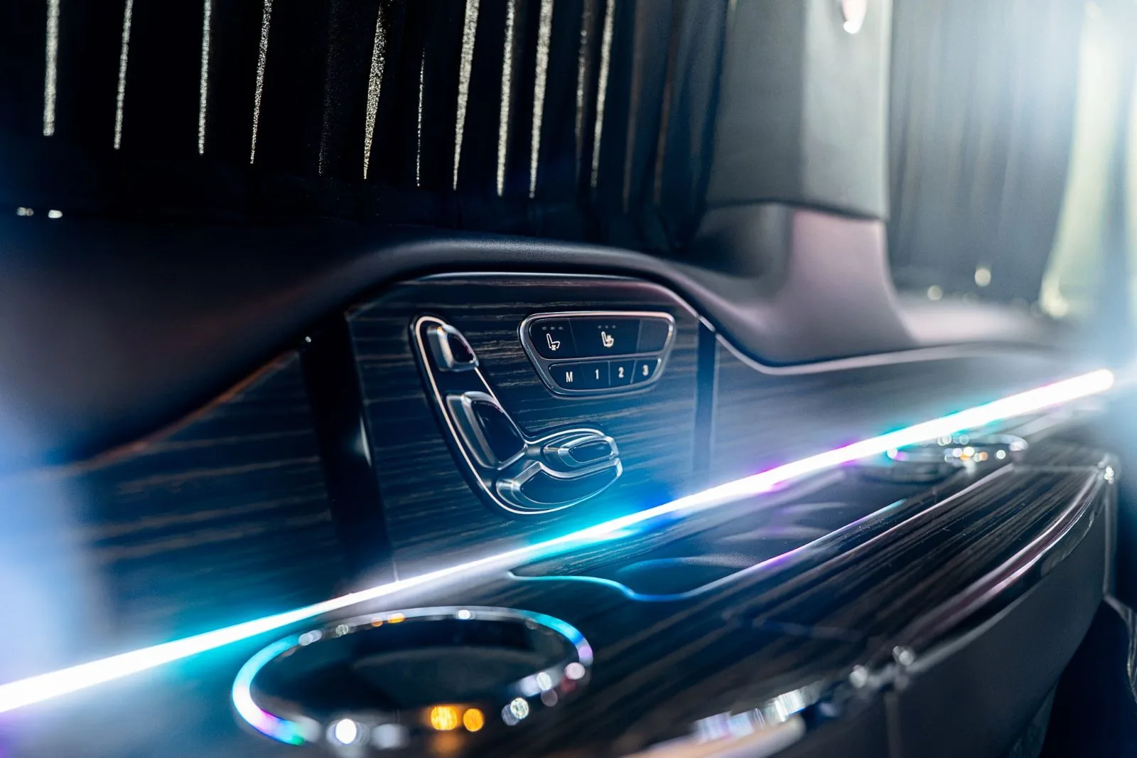 2022 Mercedes-Benz V 300 d Rovelver VIP, 25/30