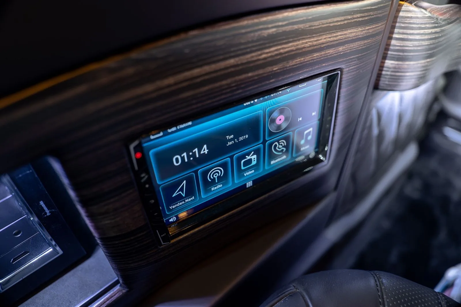 2022 Mercedes-Benz V 300 d Rovelver VIP, 26/30