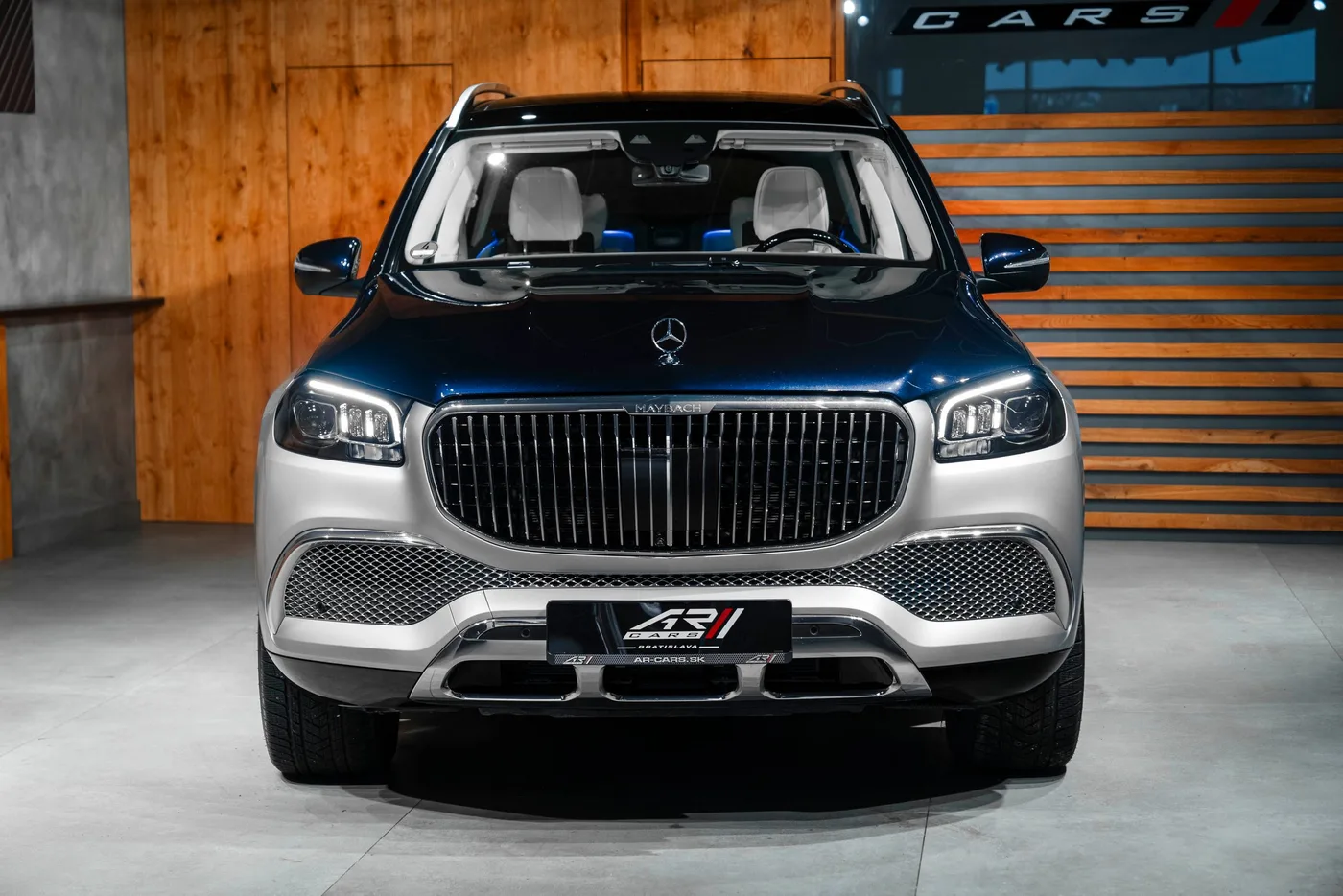 2022 Mercedes-Maybach GLS 600 4MATIC offered by a specialist dealer in Bratislava, Slovakia, photo 5 of 15