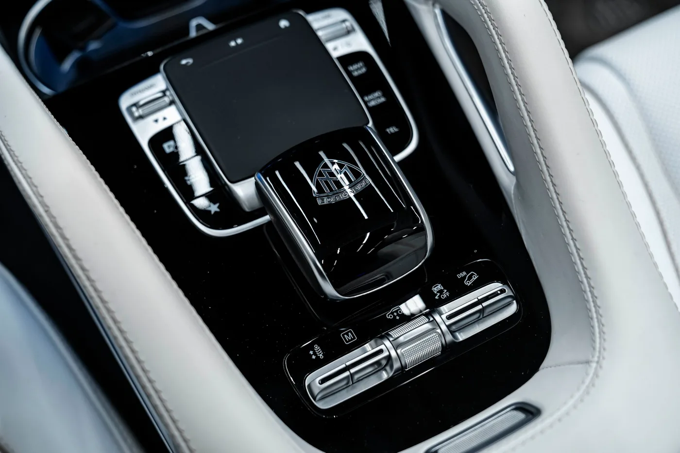 2022 Mercedes-Maybach GLS 600 4MATIC offered by a specialist dealer in Bratislava, Slovakia, photo 15 of 15