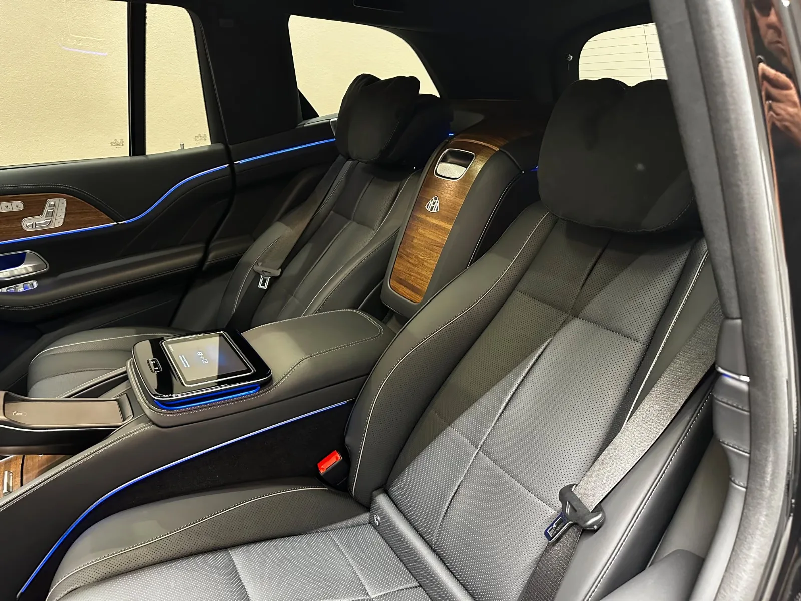 2022 Mercedes-Maybach GLS 600, 15/30