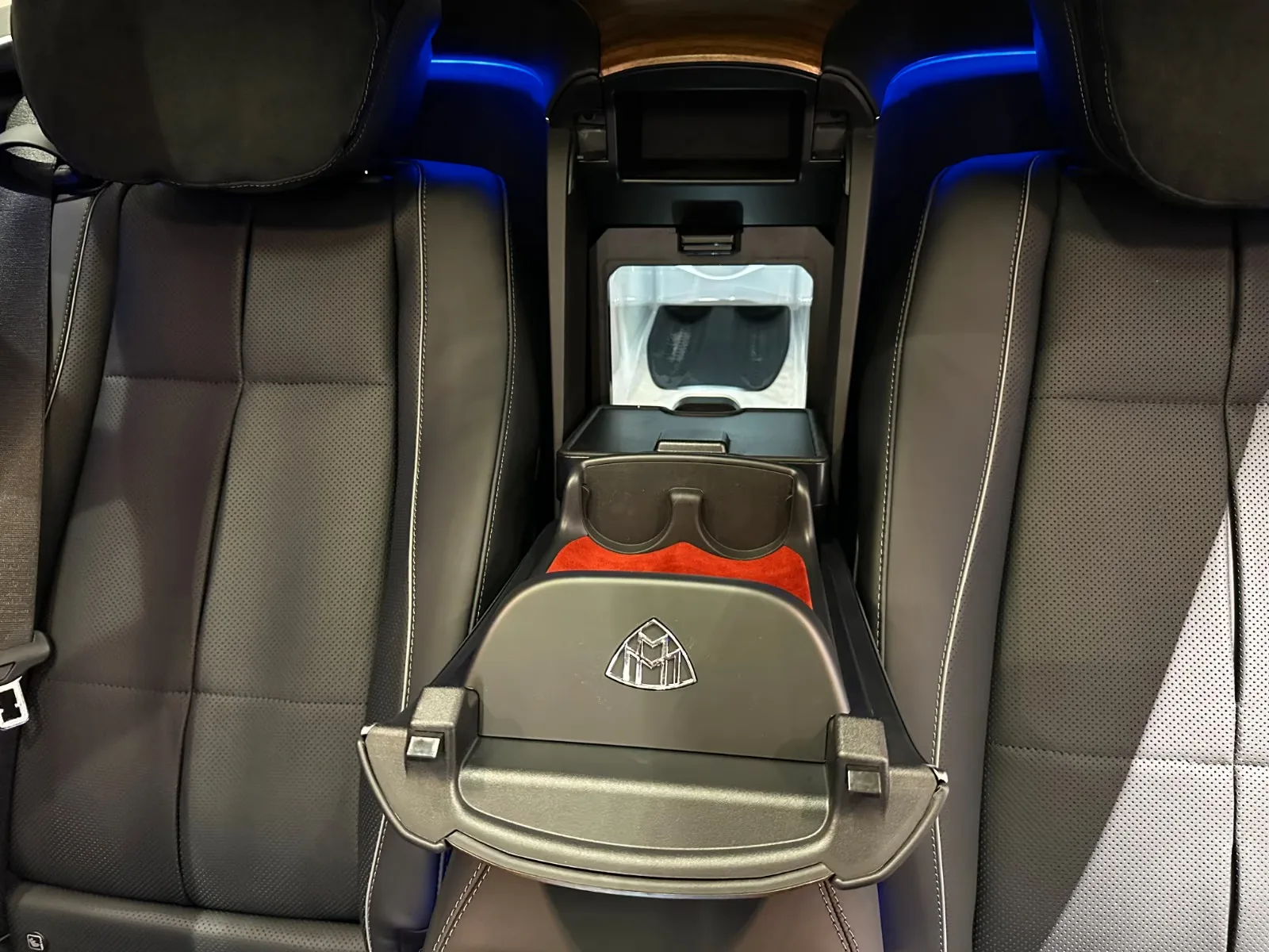 2022 Mercedes-Maybach GLS 600, 16/30