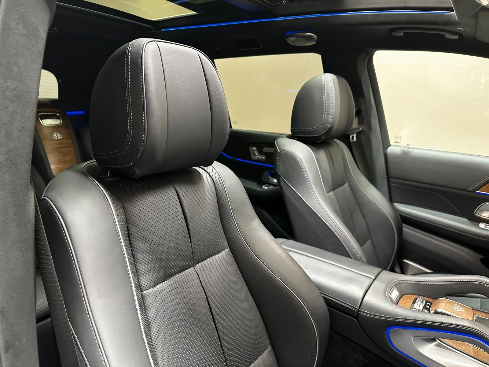 2022 Mercedes-Maybach GLS 600, 28/30