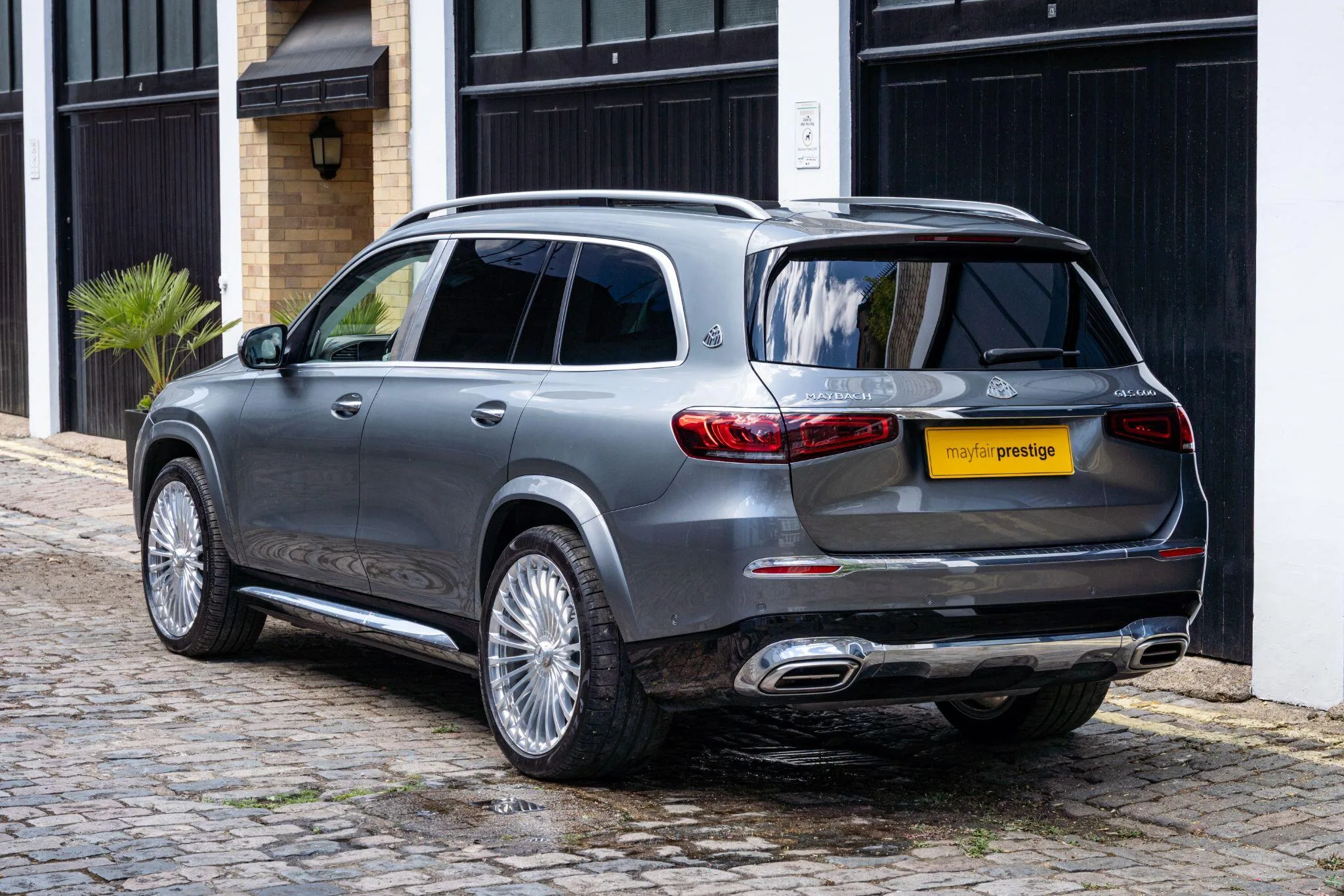 2022 Mercedes-Maybach GLS 600, 4/30