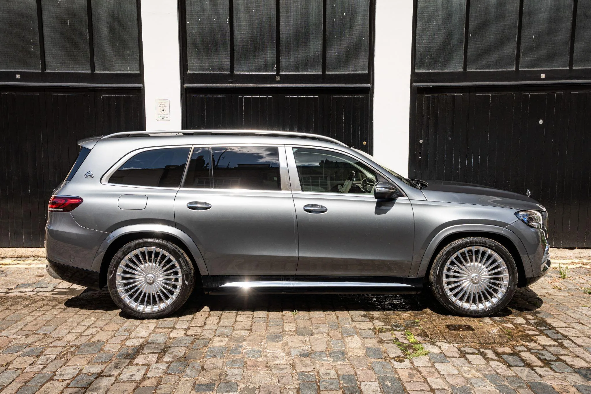 2022 Mercedes-Maybach GLS 600, 14/30