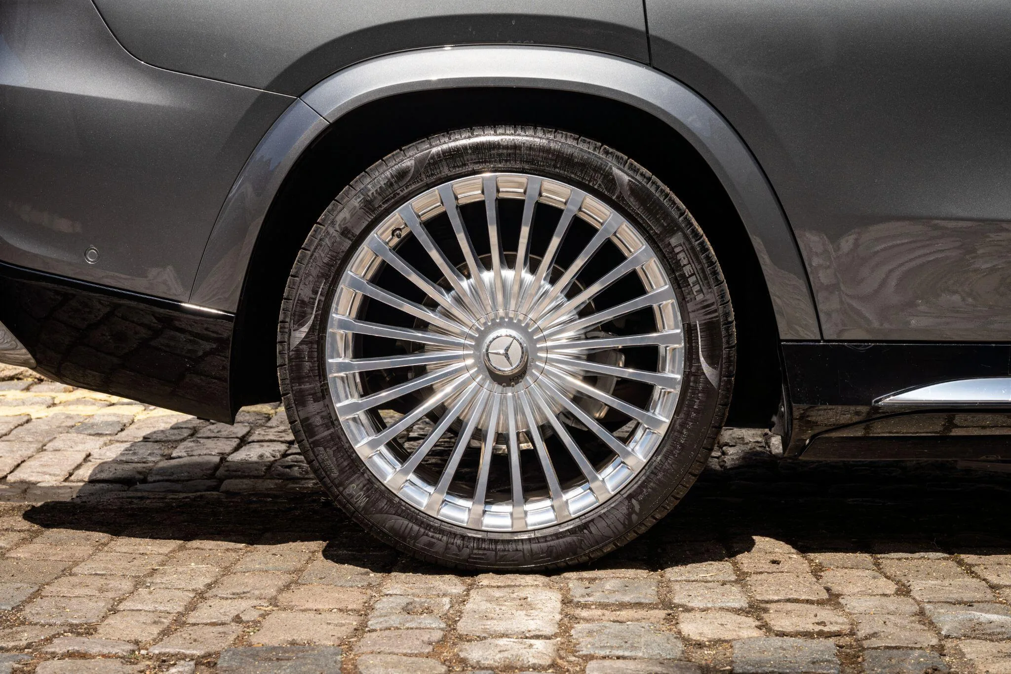2022 Mercedes-Maybach GLS 600, 26/30