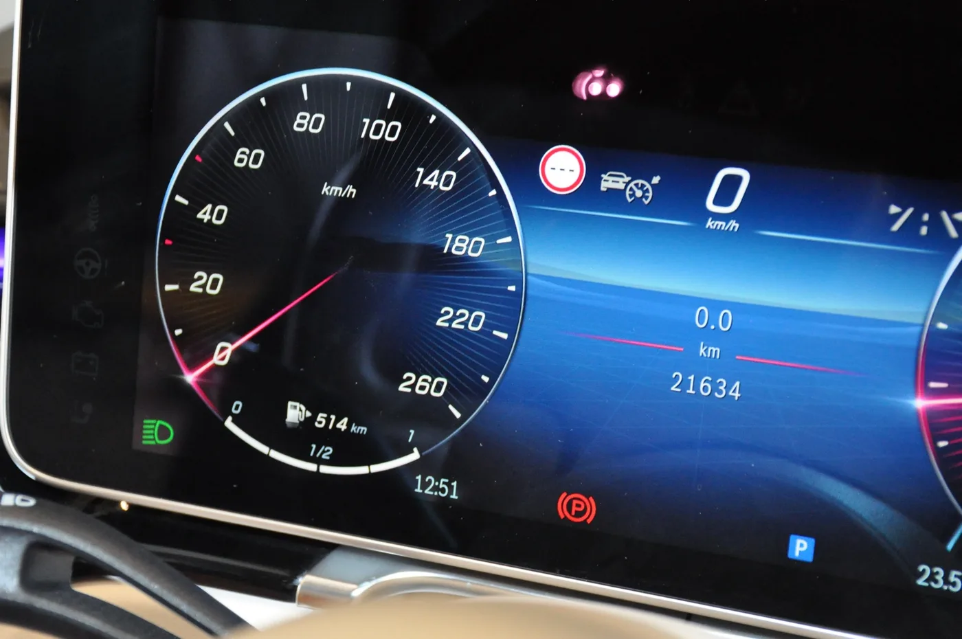 2022 Mercedes-Maybach S 580 offered by a collector car dealer in Alkmaar, Netherlands, photo 12 of 15