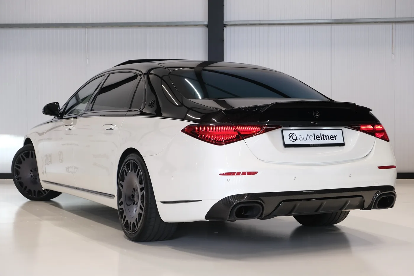 2022 Mercedes-Maybach S 580 offered by a collector car dealer in Alkmaar, Netherlands, photo 15 of 15