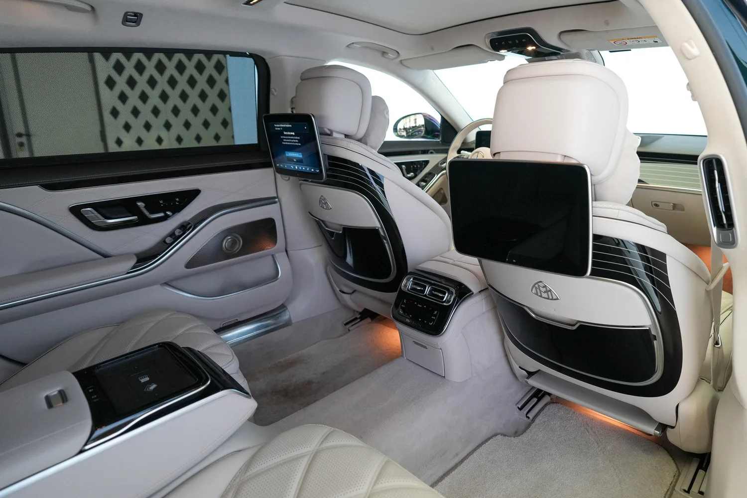 2022 Mercedes-Maybach S 580, 13/19