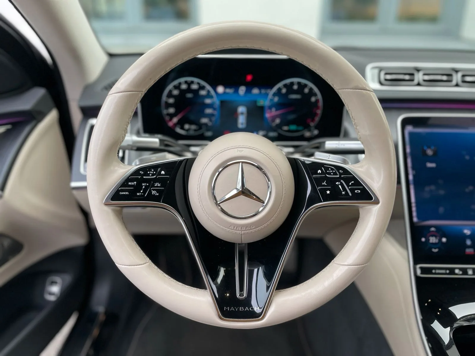 2022 Mercedes-Maybach S 580, 10/24