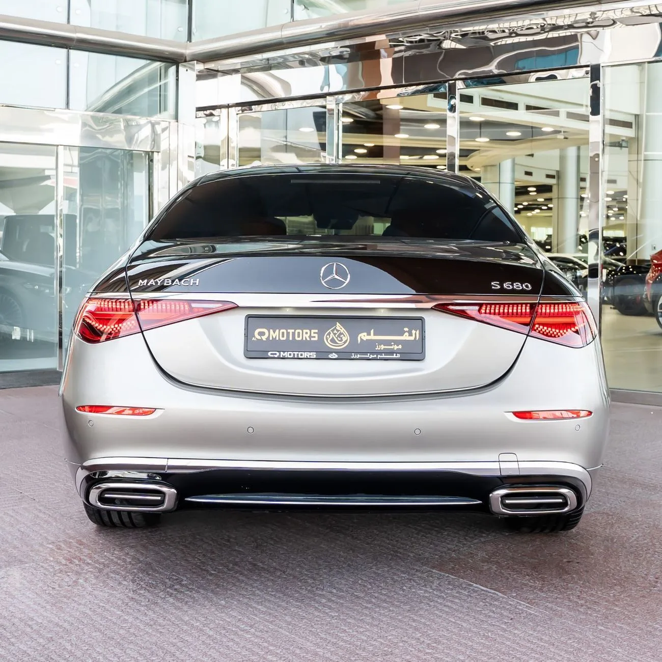 2022 Mercedes-Maybach S 680 offered by a specialist dealer in Dubai, United Arab Emirates, photo 2 of 20