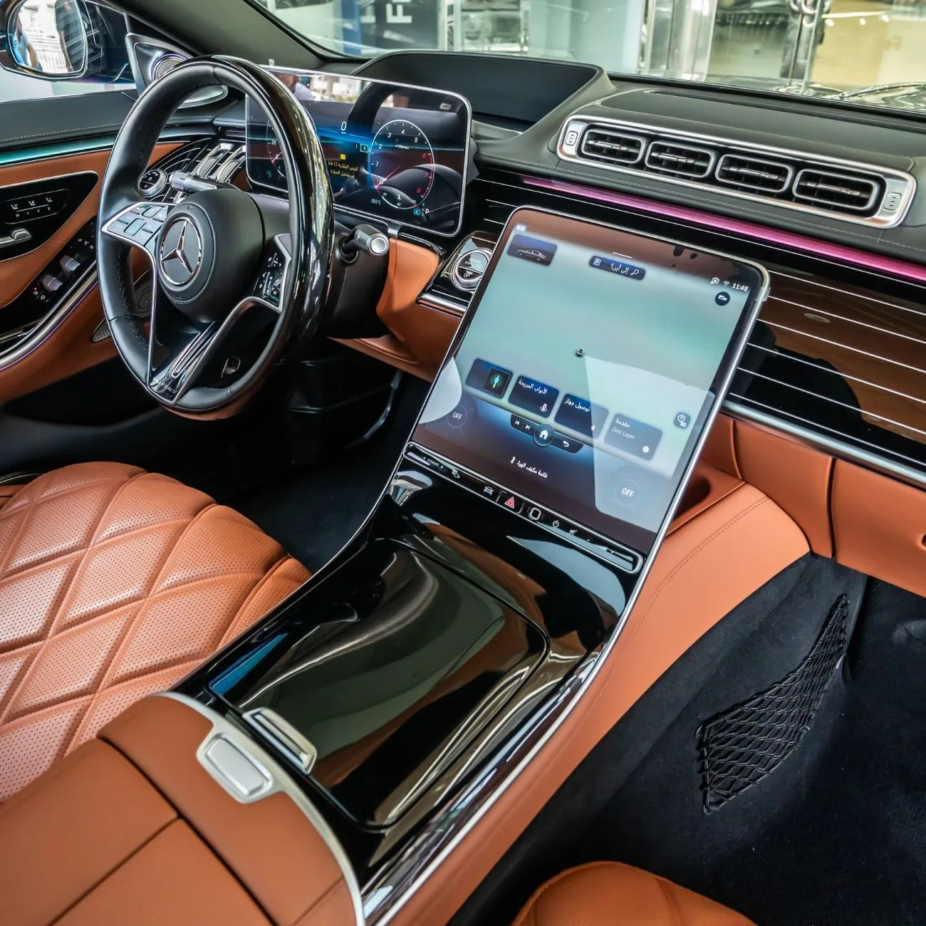 2022 Mercedes-Maybach S 680 offered by a specialist dealer in Dubai, United Arab Emirates, photo 16 of 20