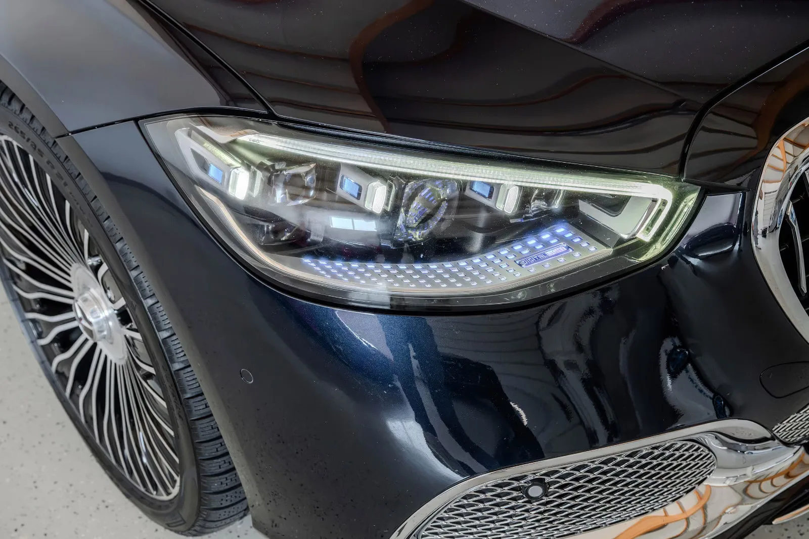 2022 Mercedes-Maybach S 680, 10/30