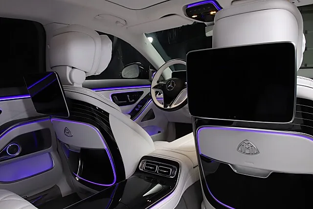2022 Mercedes-Maybach S 680 Edition 100, 26/30