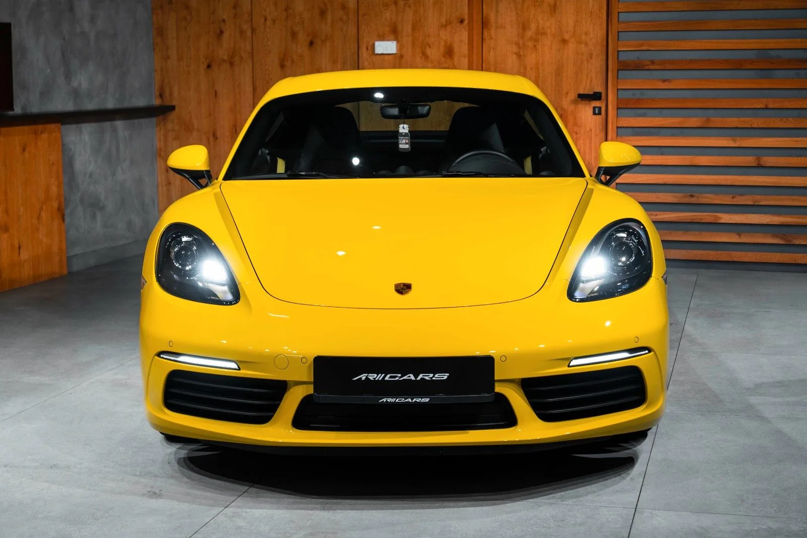 2022 Porsche 718 Cayman, 2/20