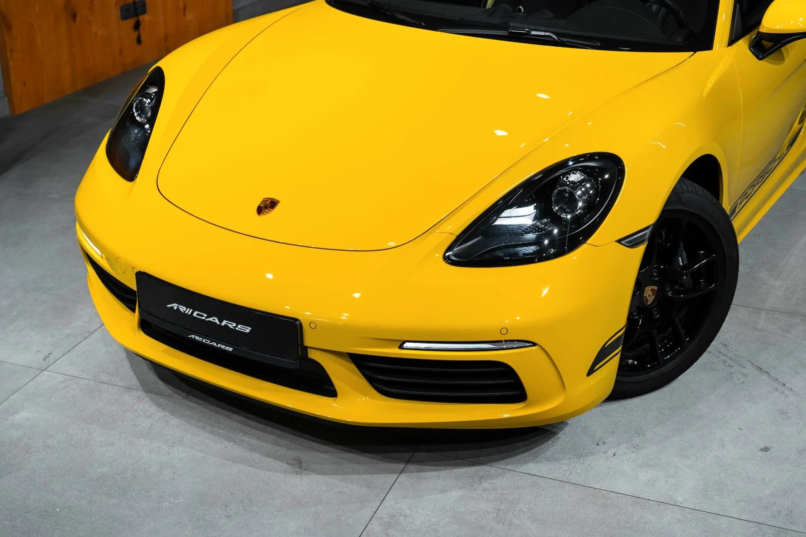 2022 Porsche 718 Cayman, 4/20
