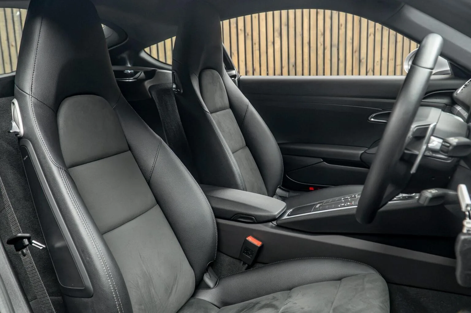 2022 Porsche 718 Cayman, 2/30
