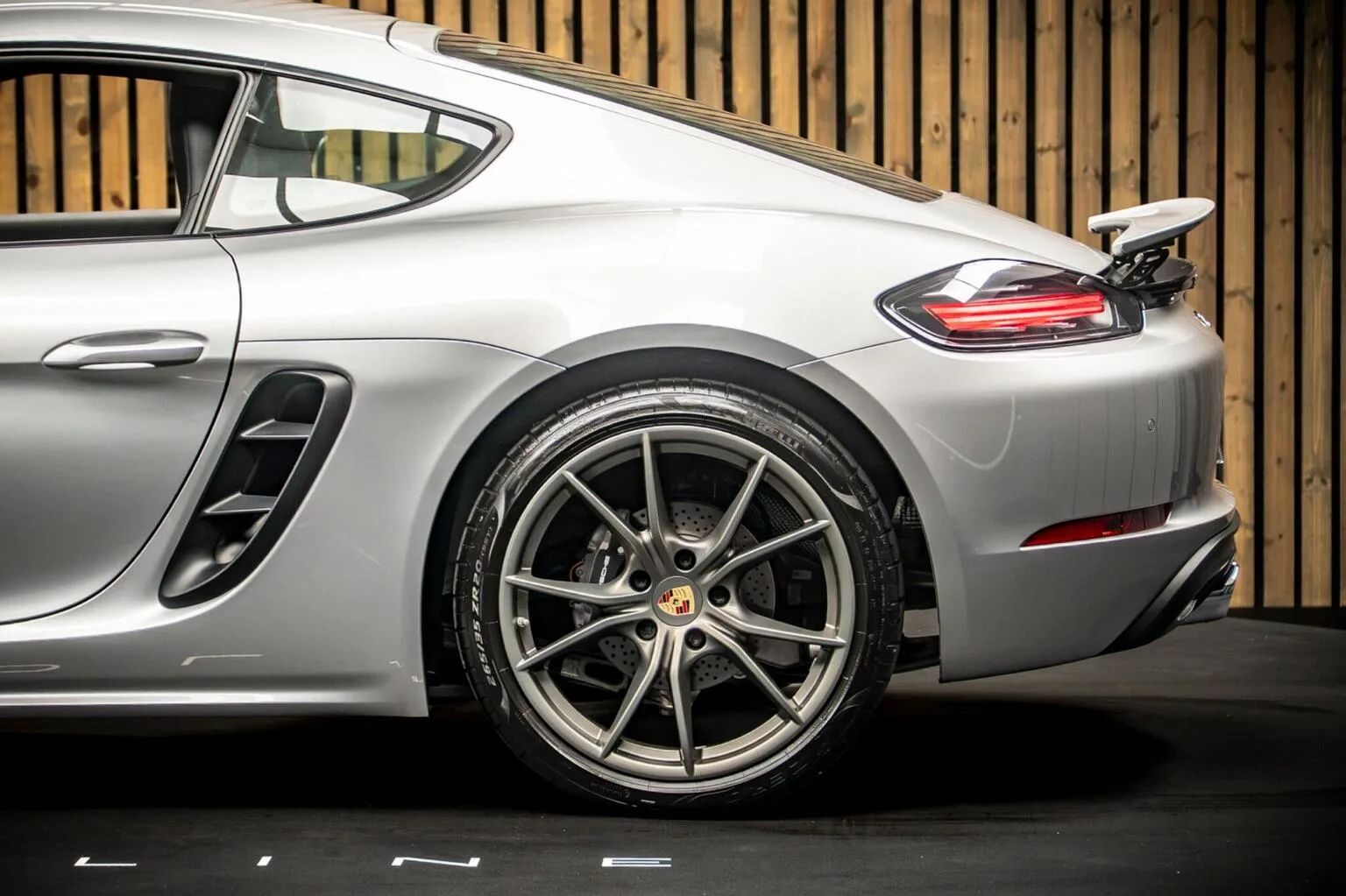 2022 Porsche 718 Cayman, 17/30