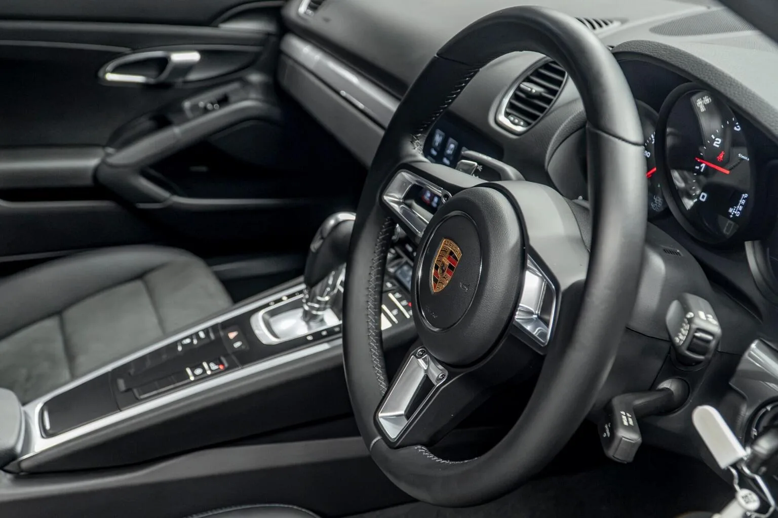 2022 Porsche 718 Cayman, 27/30