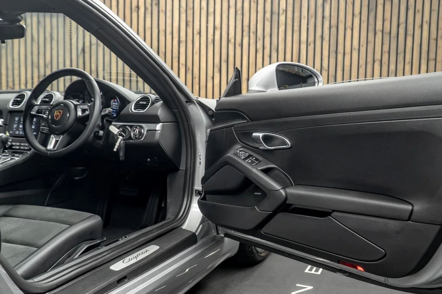 2022 Porsche 718 Cayman, 30/30