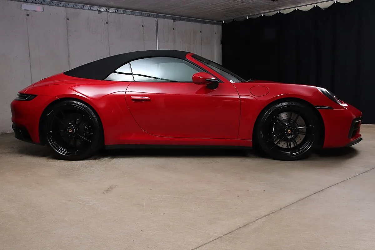 2022 Porsche 911 Carrera GTS Cabriolet offered by a specialist dealer in Unterweitersdorf, Austria, photo 5 of 15