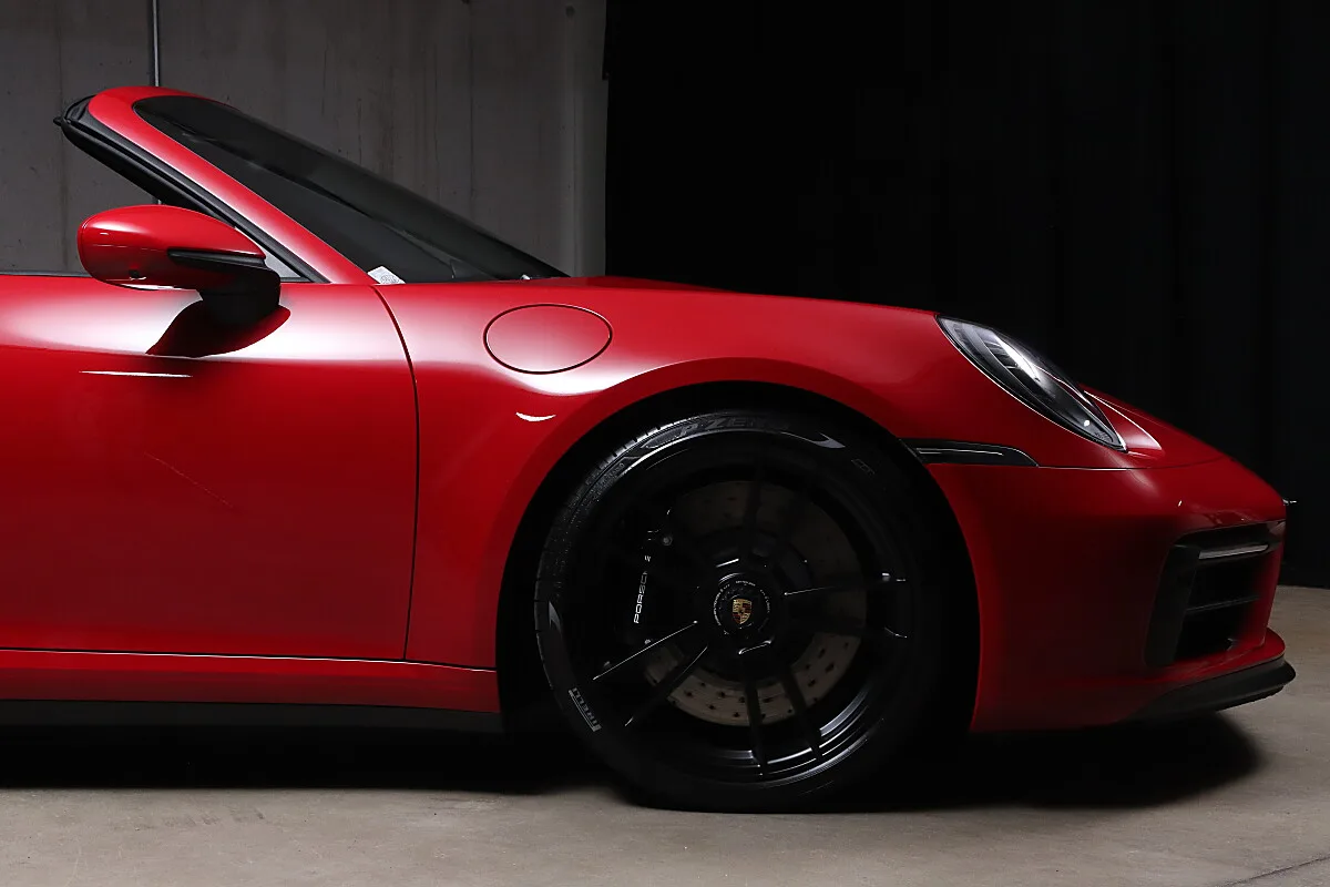 2022 Porsche 911 Carrera GTS Cabriolet offered by a specialist dealer in Unterweitersdorf, Austria, photo 12 of 15