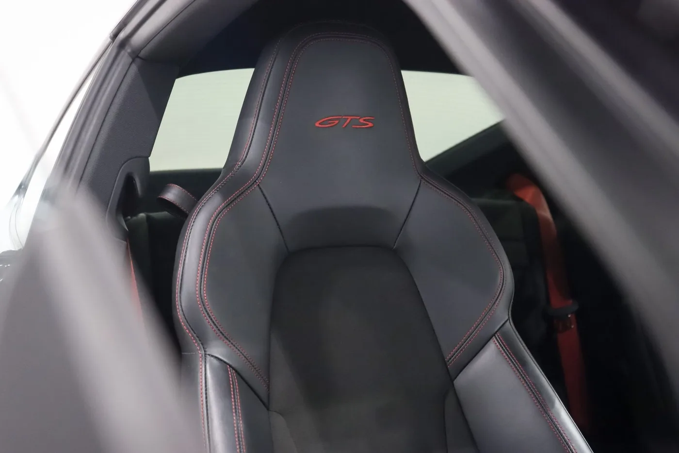 2022 Porsche 911 Carrera GTS angeboten von einem Supersportwagenhändler in Zibido San Giacomo, Italien, Foto 8 von 21