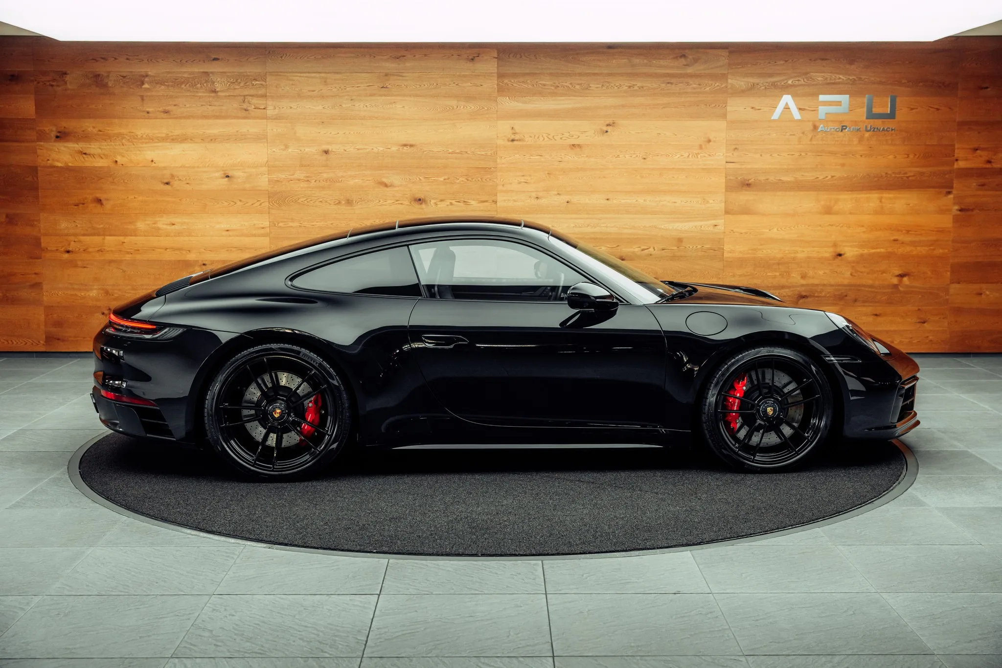 2022 Porsche 911 Carrera 4 GTS, 2/20