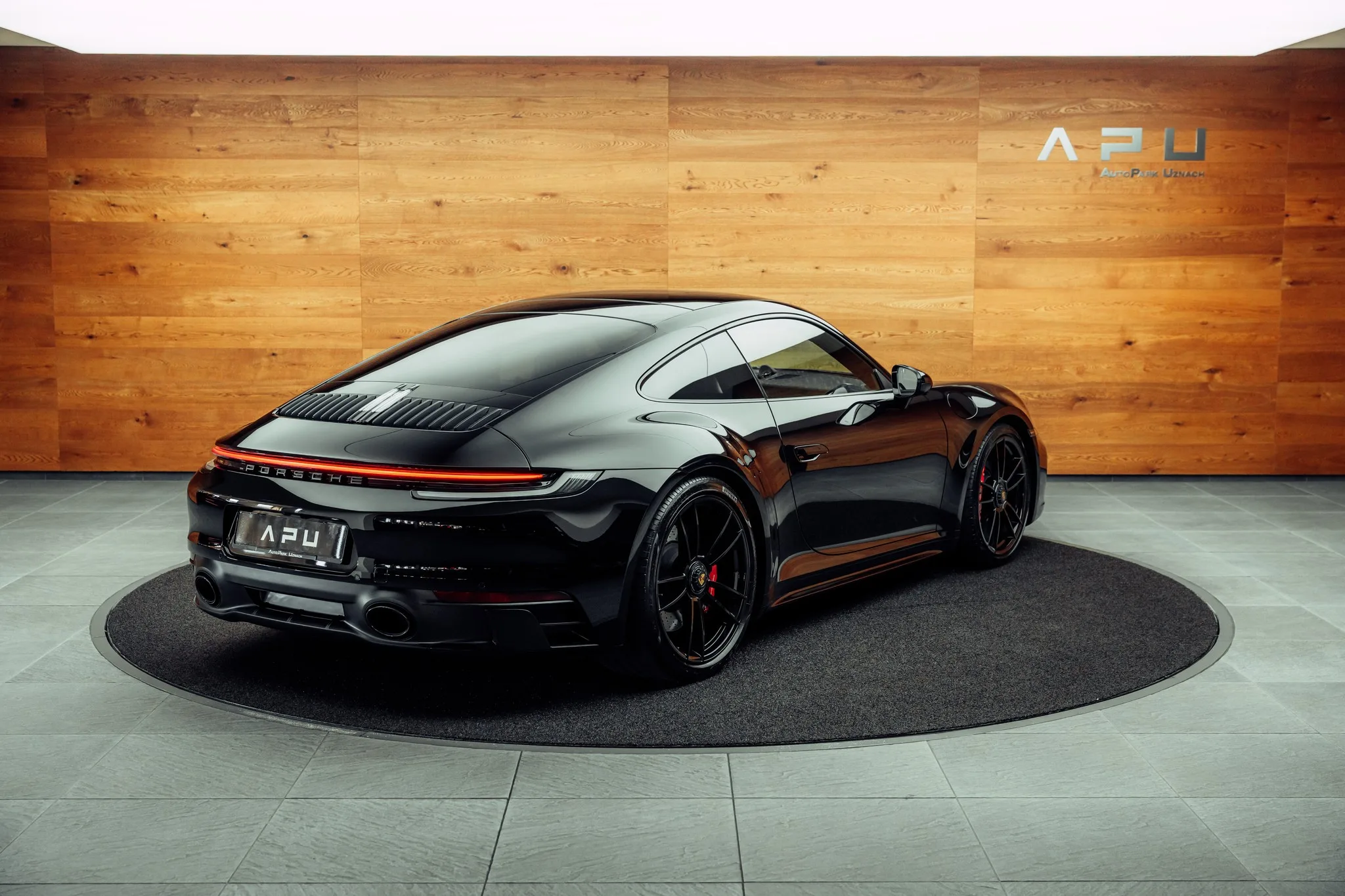 2022 Porsche 911 Carrera 4 GTS, 3/20
