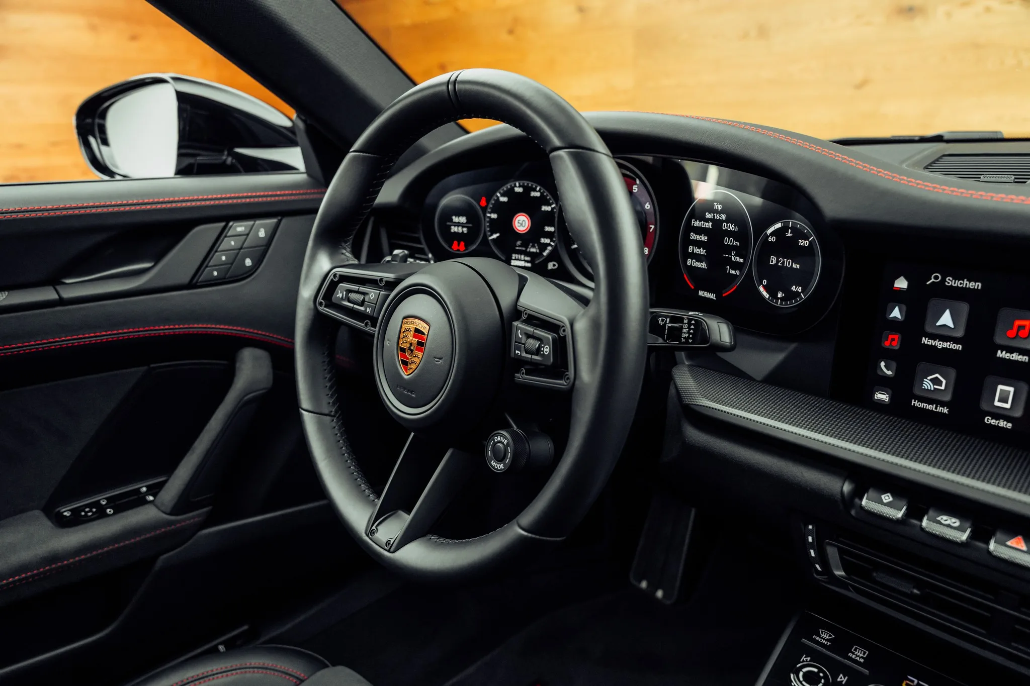 2022 Porsche 911 Carrera 4 GTS, 10/20