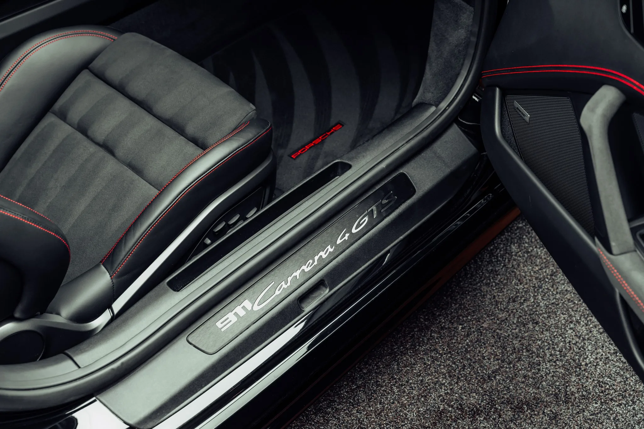 2022 Porsche 911 Carrera 4 GTS, 13/20