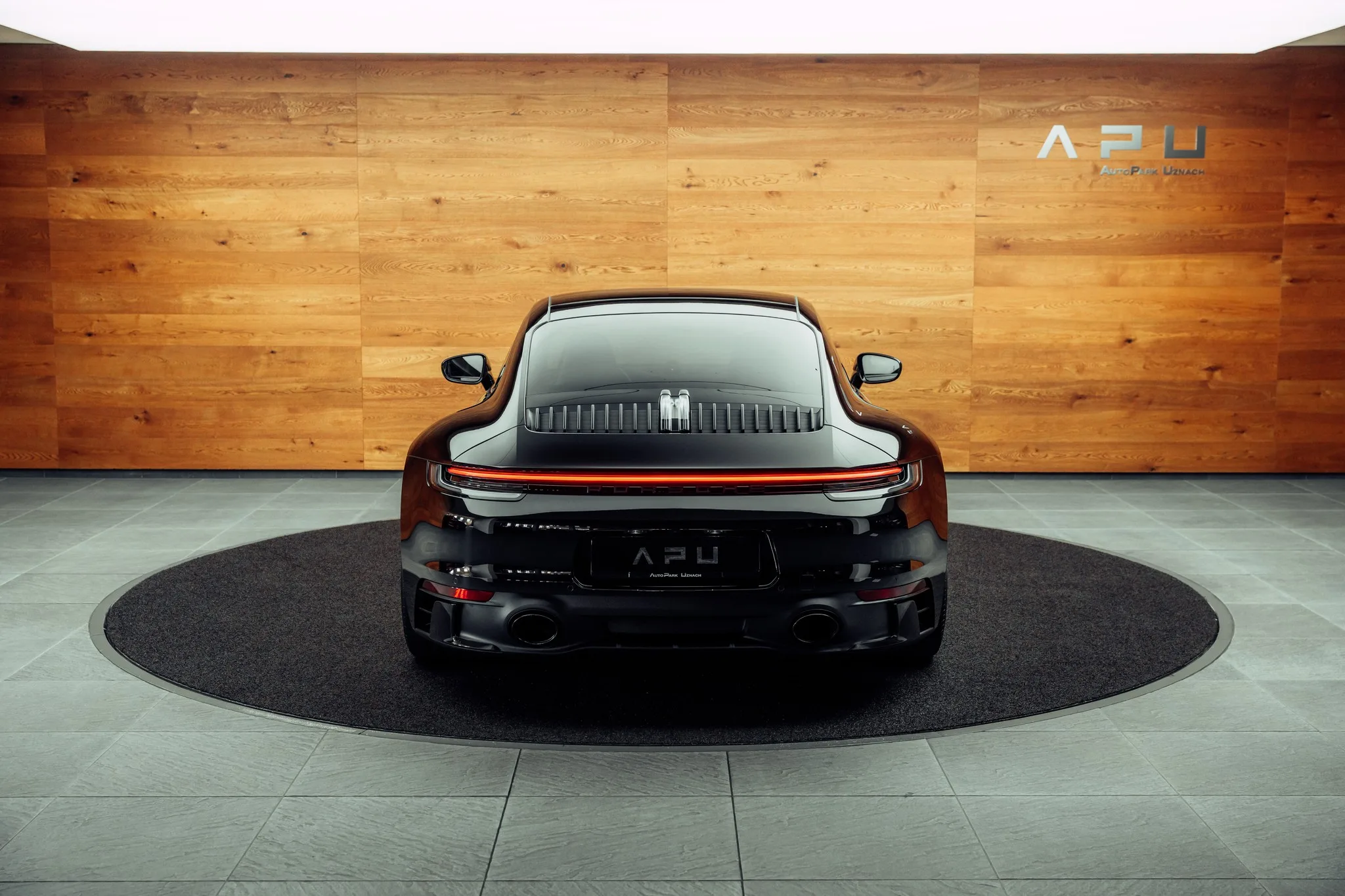 2022 Porsche 911 Carrera 4 GTS, 18/20