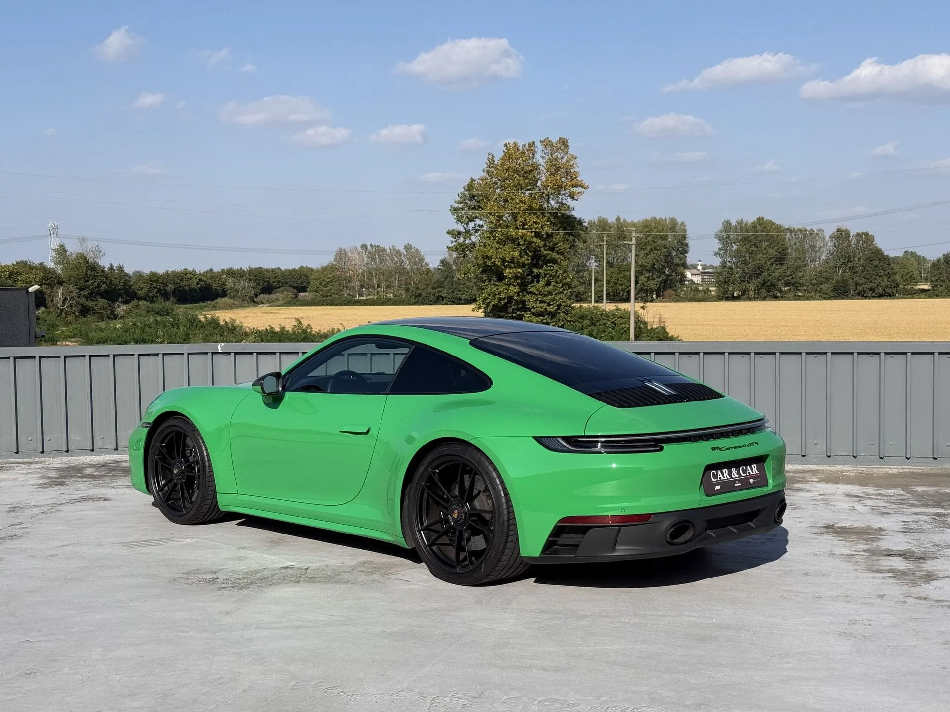 2022 Porsche 911 Carrera 4 GTS, 2/19