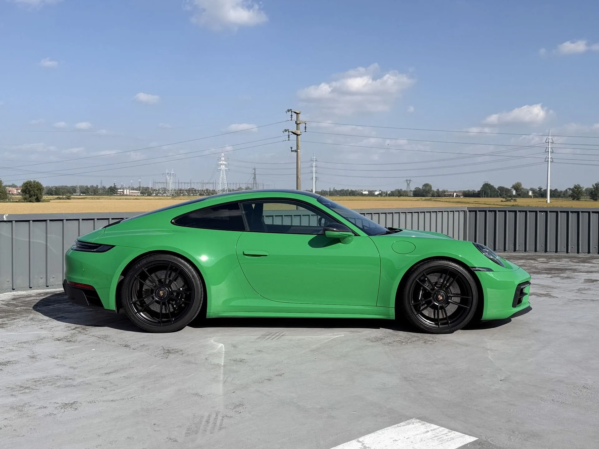 2022 Porsche 911 Carrera 4 GTS, 5/19