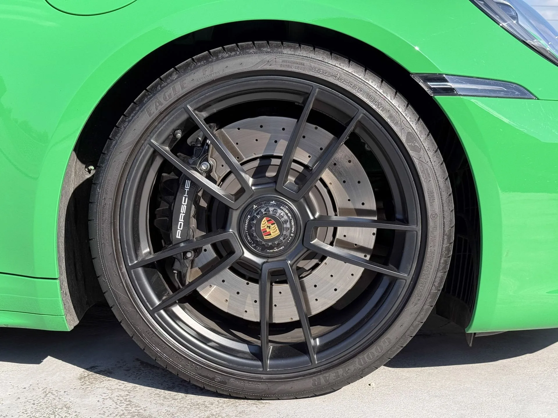 2022 Porsche 911 Carrera 4 GTS, 7/19