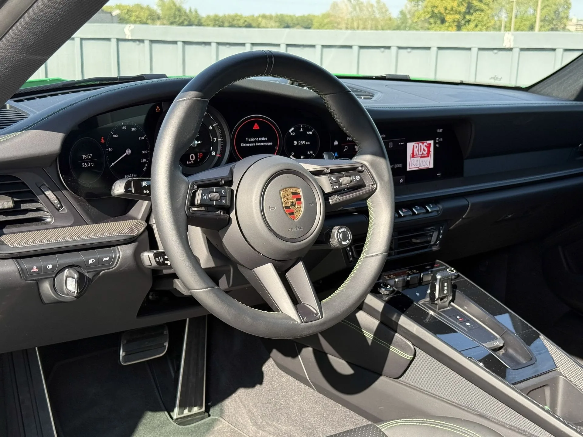 2022 Porsche 911 Carrera 4 GTS, 17/19
