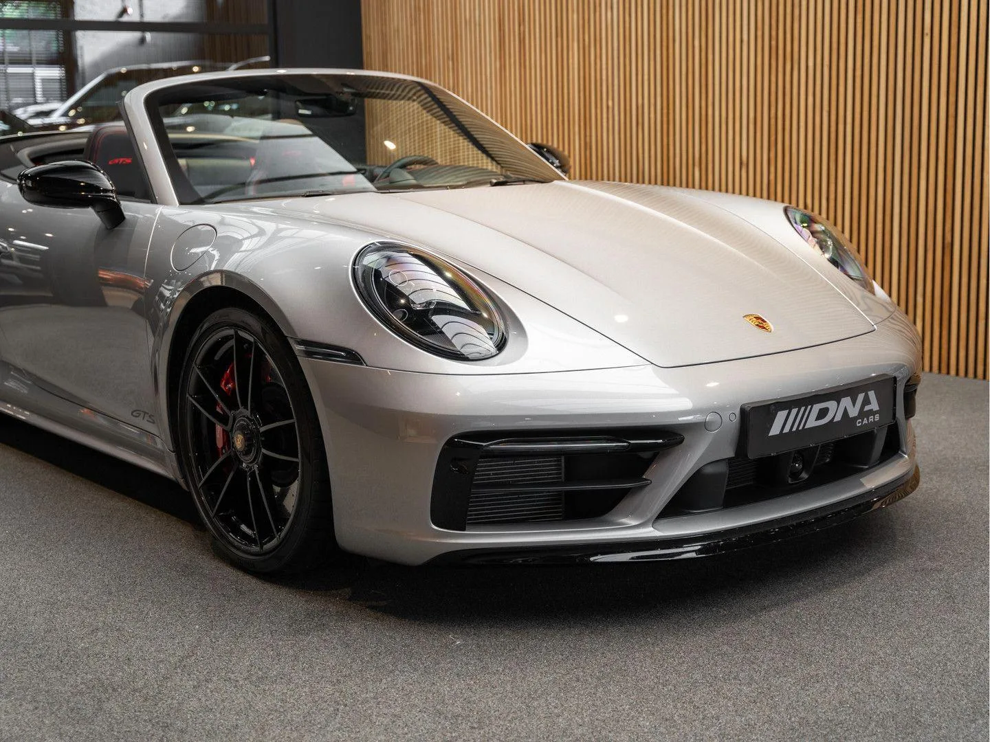 2022 Porsche 911 Carrera 4 GTS Cabriolet, 12/30