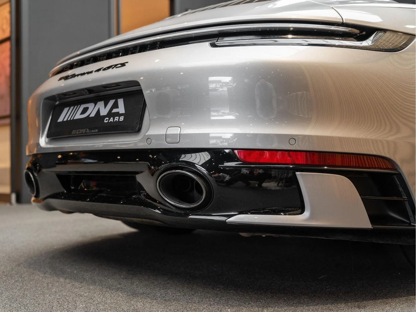 2022 Porsche 911 Carrera 4 GTS Cabriolet, 16/30