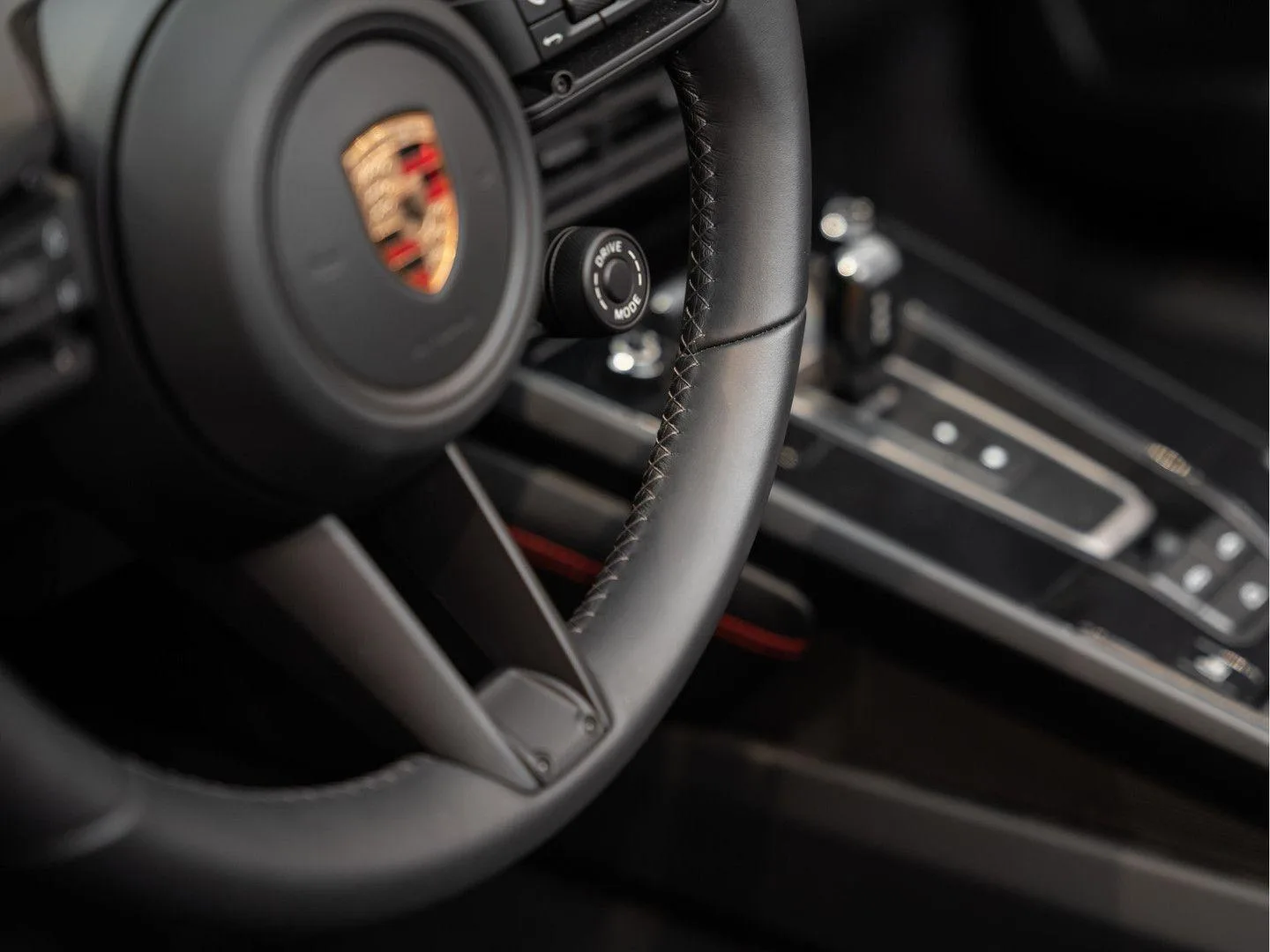 2022 Porsche 911 Carrera 4 GTS Cabriolet, 26/30
